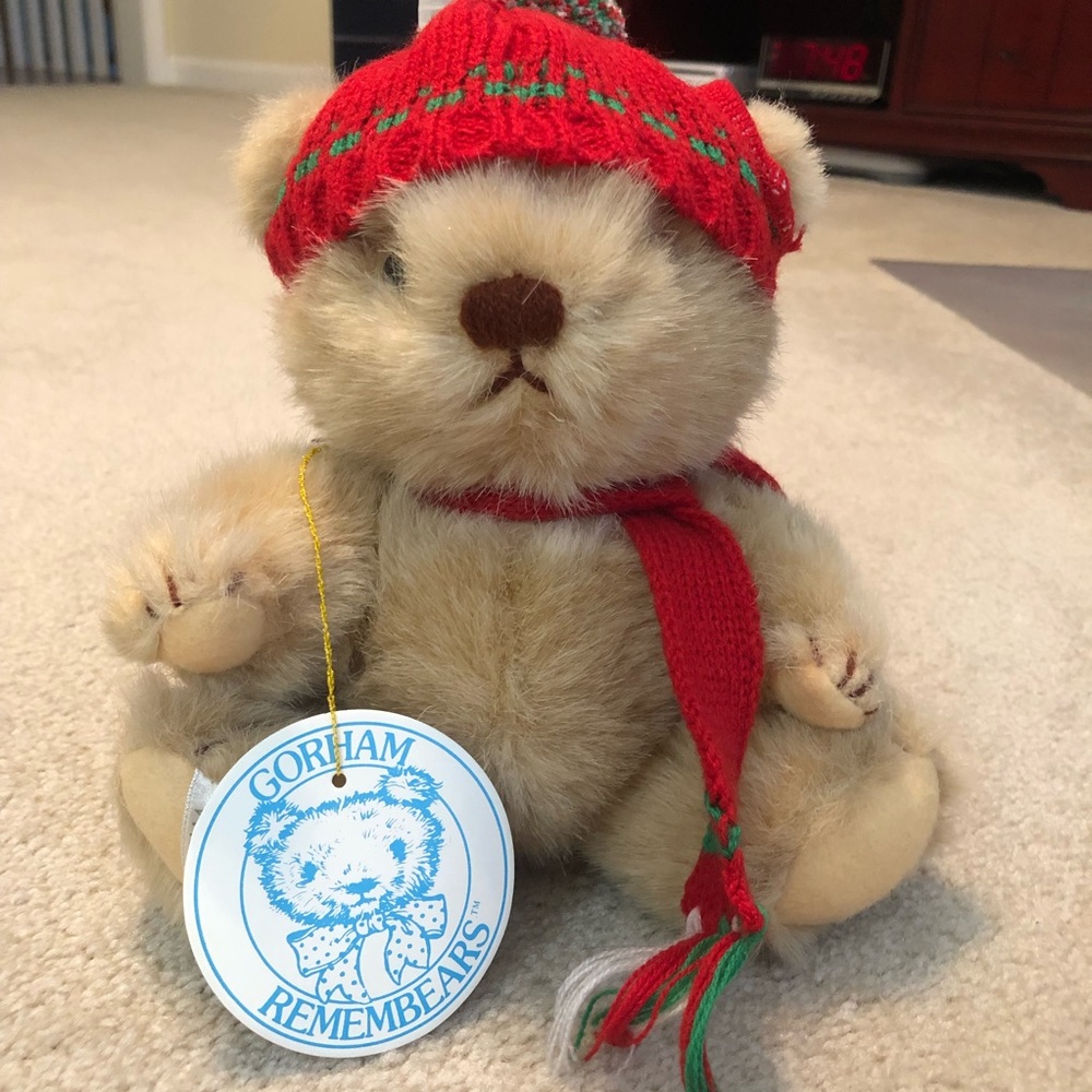 Gorham Remembears Teddy Bear Vintage 1985 Red Green Scarf Hat Jointed Plush NWT